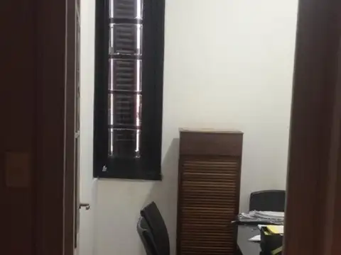 Casa 5 ambientes con 1 baño