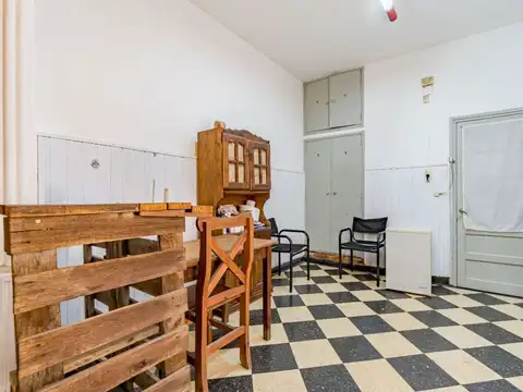 CASA PB 2 DORMITORIOS EN VENTA C/PATIO ECHESORTU