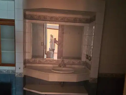 Chalet En Venta - APTO CREDITO - lote propio - Villa adelina