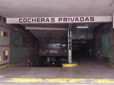 Tucumán 1400, Piso 0