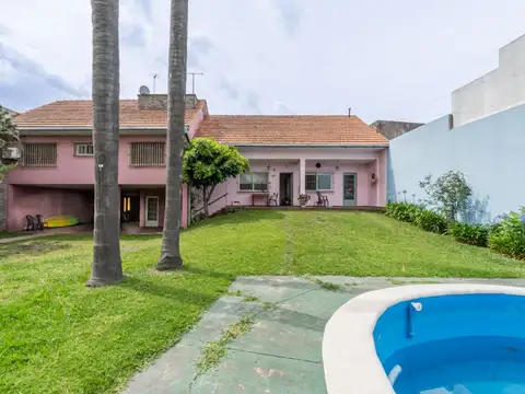 Casa 4 ambientes con 3 baños