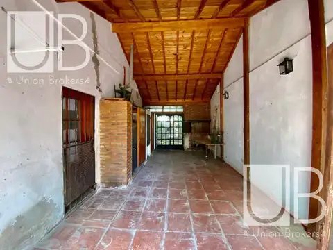 Casa en Venta con 1 cochera