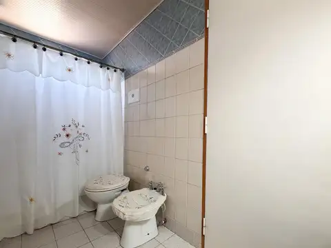 VENTA- Casa en PA de 2 dormitorios con terraza y quincho, barro Belgrano, Rosario- APTA CREDITO