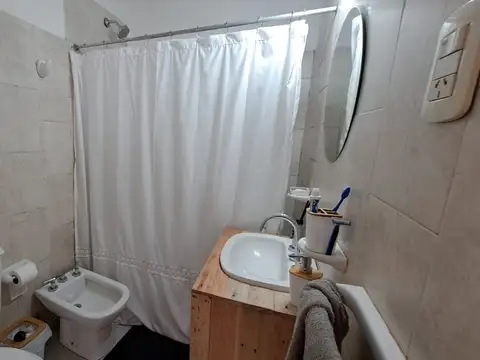 Depto Tipo Casa 2 ambientes con 1 baño