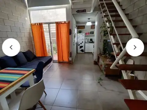 Depto Tipo Casa 3 ambientes con 1 baño