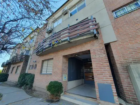 Las Heras 981, 1º Piso