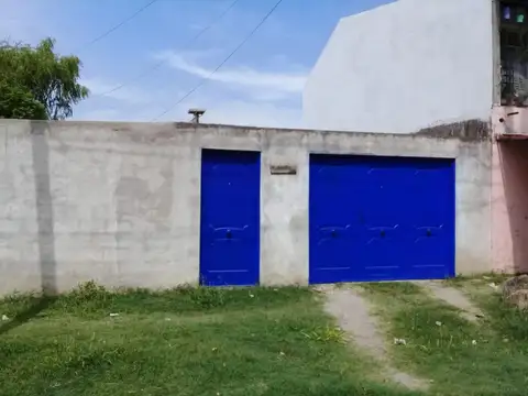 CASA A REMODELAR EN VENTA EN FLORECIO VARELA