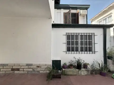 Depto Tipo Casa en Venta de 5 ambientes