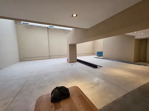 Local en Alquiler en Monserrat, USD 5.000