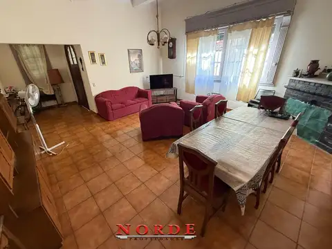 Casa 4 ambientes con 1 baño