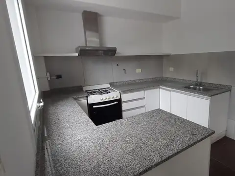 Depto Tipo Casa en Alquiler en Barracas, $ 500.000