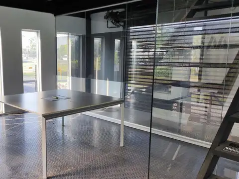 Local - Ricardo Rojas