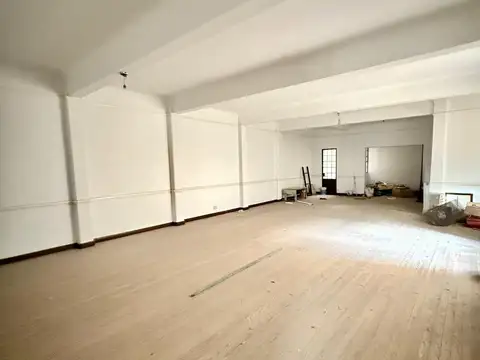 LOCAL EN PEATONAL CORDOBA Y SAN MARTIN