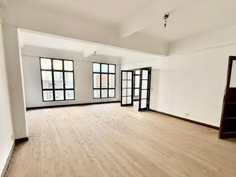 Local en Venta en Centro, USD 2.800.000