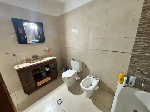 Depto Tipo Casa en Venta 40 años