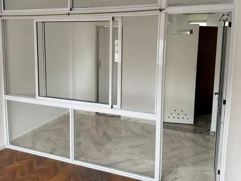 Oficina en Alquiler al Norte