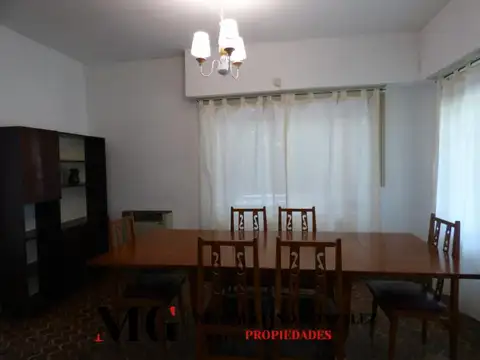 Casa en Alquiler Temporal de 5 dormitorios