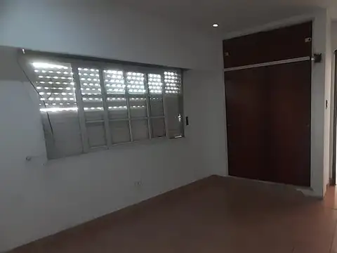 VENTA BLOCK - PH 3 AMB CON TERRAZA Y LOCAL/GALPÓN -