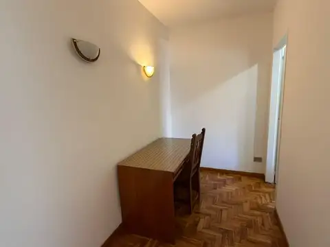 Av Diaz Velez al 3900