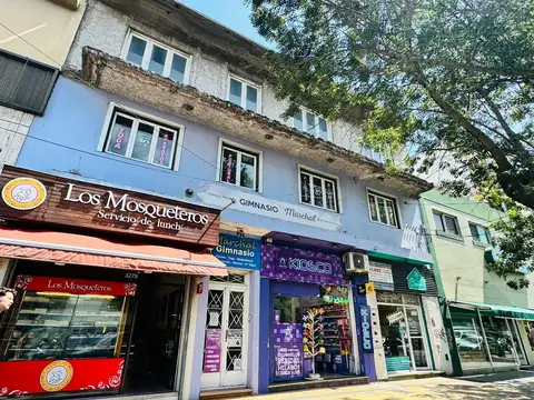 Venta en bloack de local en Av. Independencia 3200