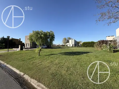 El Canton Islas al 400