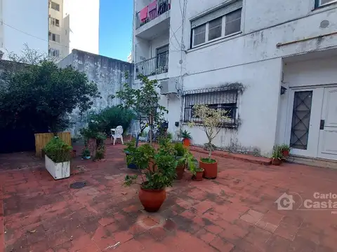 Monoambiente con Patio Común, Sin Expensas Ideal para Reciclar.