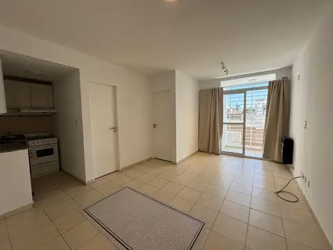 Departamento en Alquiler en Luis Agote, $ 440.000