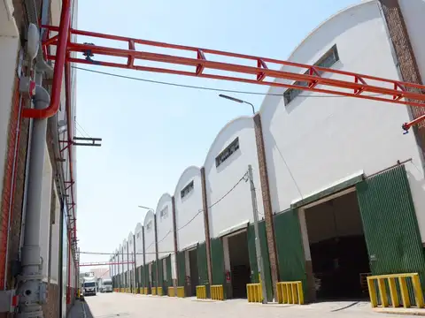 Galpon en Alquiler en Bernal, USD 4.550