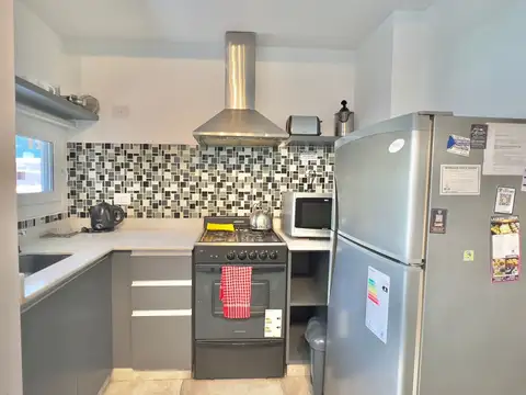 Azopardo 1000, Piso 1