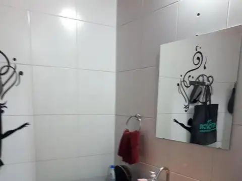 Av. Néstor Carlos Kirchner  22100