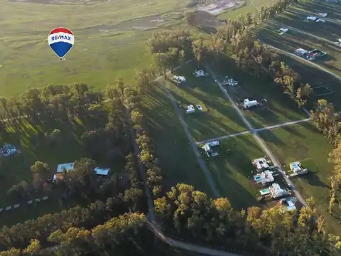 LOTE DOBLE FRENTE 1.376 M2 BARRIO NORTE TRES PINOS