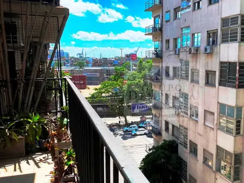 Departamento 5 ambientes con 2 baños