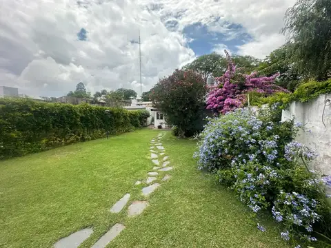 Casa en Venta en San Antonio de Areco, USD 230.000