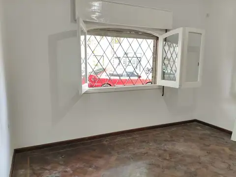 Casa en Alquiler en Barrio España y Hospitales, $ 980.000