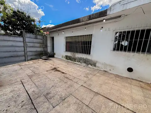 Depto Tipo Casa en Venta en El Palomar, USD 40.000