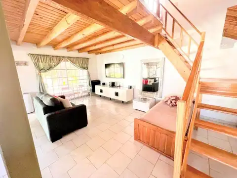 Casa en Venta en Mari Menuco, USD 175.000