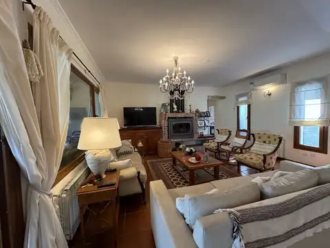 Casa en Venta en Exaltacion De La Cruz, USD 390.000