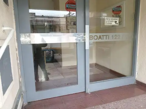 DEPARTAMENTO 2 AMB. UNICA UBICACION 20 MTS RIVADAVIA