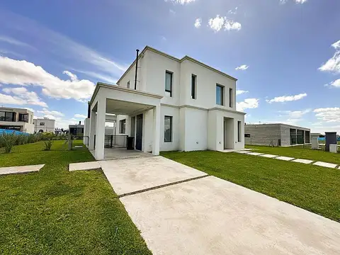 Casa EN VENTA Y EN ALQUILER en barrio cerrado La Magdalena. Canning, Esteban Echeverría.
