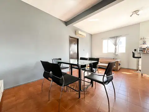 MANSILLA 200, Piso 1