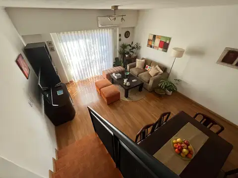 Depto Tipo Casa en Venta en Villa Pueyrredon, USD 198.000