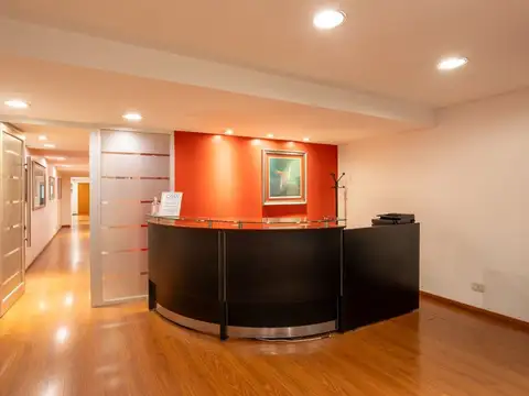 Bartolomé Mitre 700