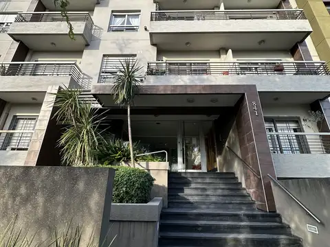 Departamento 2 ambientes en venta en Castelar Norte