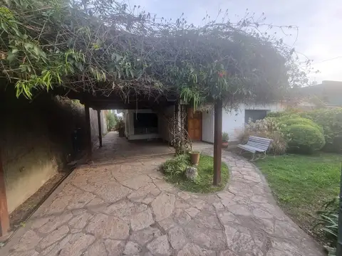 Casa en Roldan pleno centro excelente ubicación