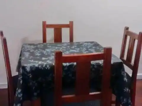 Hipolito Yrigoyen 2900, Piso 5