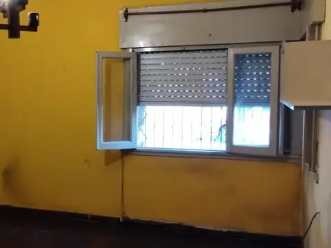 CASA AMERICANA MORON NORTE ZONA PLAZA OESTE