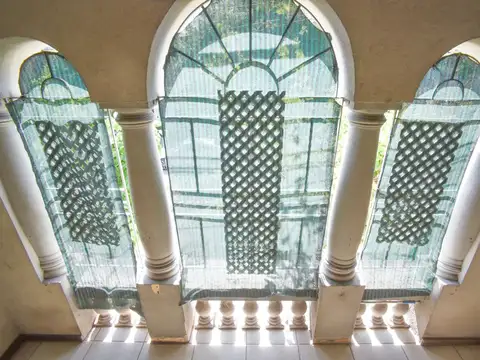 CASA PREMIUM EN BARRIO CONSTITUYENTES