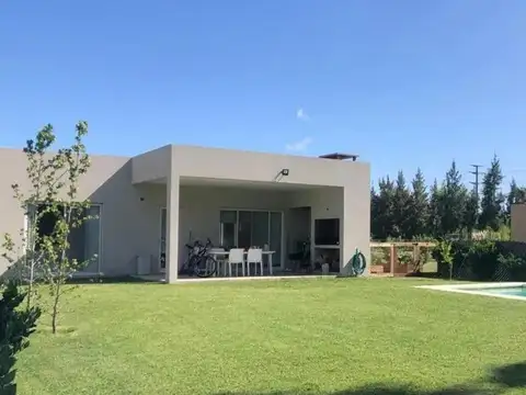 Los Arces, La Cañada De Pilar