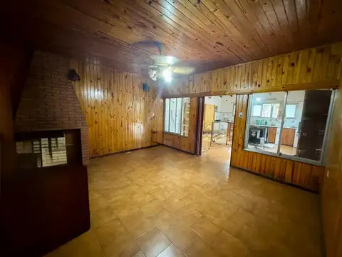 Casa en Venta en Berazategui, USD 100.000