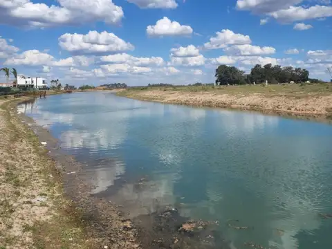 LOTE BARRIO EL PRINCIPADO VISTA LAGUNA CON PLANOS APROBADOS